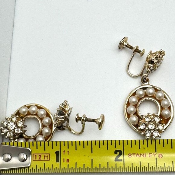 Vintage Screw-Back Pearl & Rhinestone Gold Tone Circle Drop Earrings - Picture 4 of 7